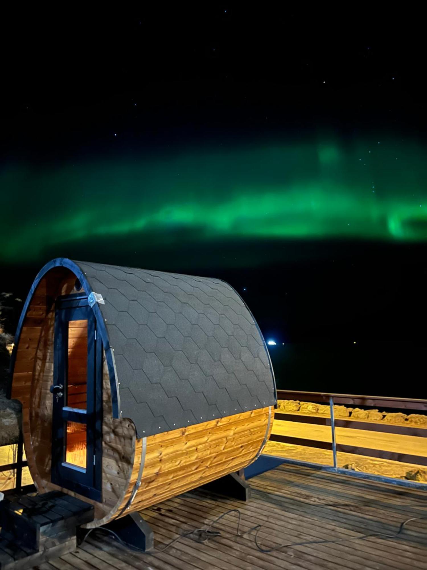 Hotel West Patreksfjordur Экстерьер фото
