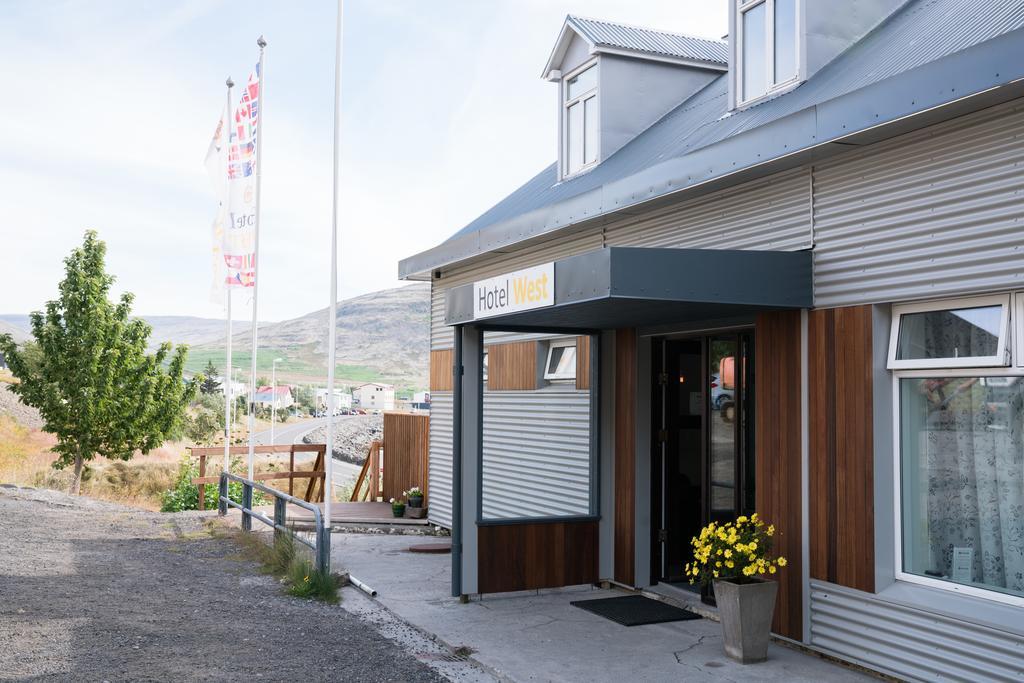 Hotel West Patreksfjordur Экстерьер фото